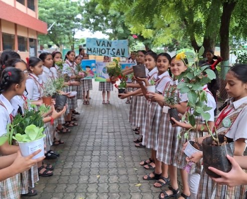 8th and 9th August 2024 Van Mahotsav celebrations by the English Medium (7)